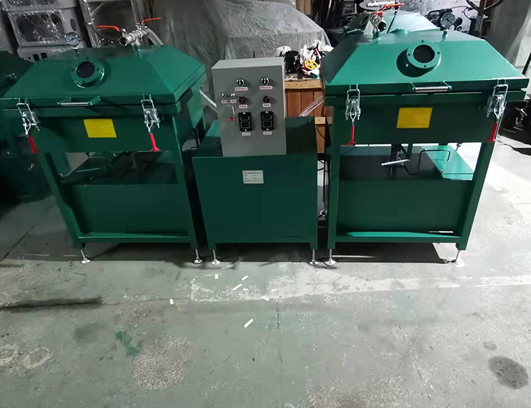 加熱恒溫式真空含浸機(jī) 加熱恒溫式真空含浸機(jī)